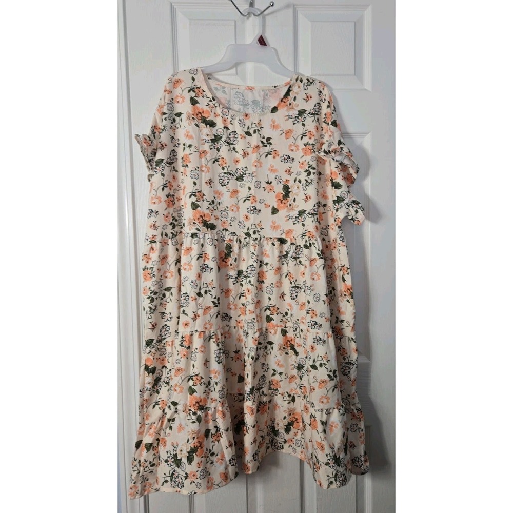 Unbranded  Boho Style Plus Size Dress Size 2X/3X Florial Pleaded Dress.